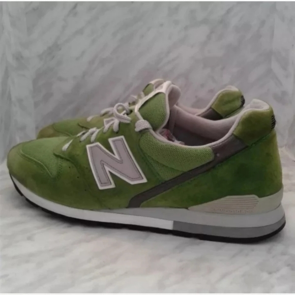 New Balance Classics 996 Green Suede Sneakers Mens 13 MADE IN USA M996GRN M996 - Picture 2 of 6